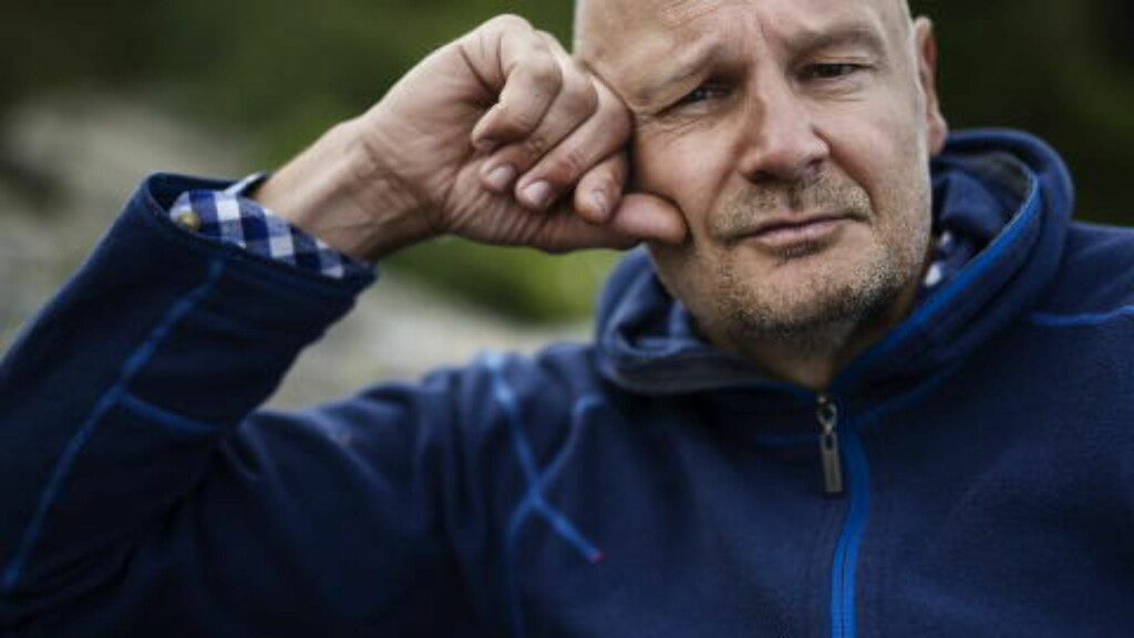 PROSJEKT-SJONGLØR: Erlend Loe holder gjerne på med tre-fire store prosjekter samtidig, men forteller at det morsomste er å skrive bøker. Foto: Benjamin A. Ward / Dagbladet PROSJEKT-SJONGLØR: Erlend Loe holder gjerne på med tre-fire store prosjekter samtidig, men forteller at det morsomste er å skrive bøker. Foto: Benjamin A. Ward / Dagbladet