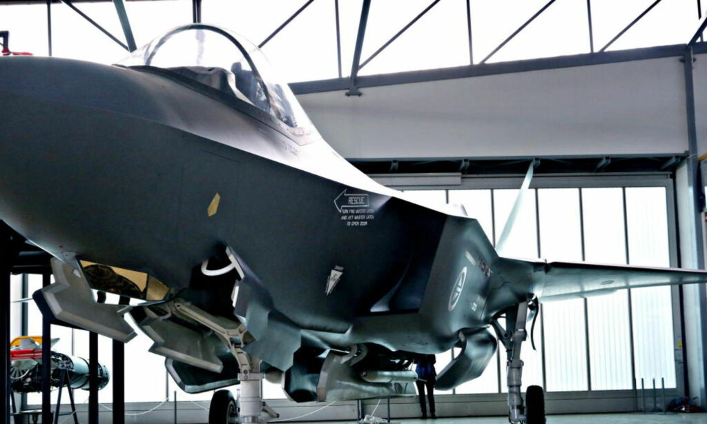 image: Kjøper F-35 til 260 milliarder: Tviler på om superflyene vil kunne forsvare Norge