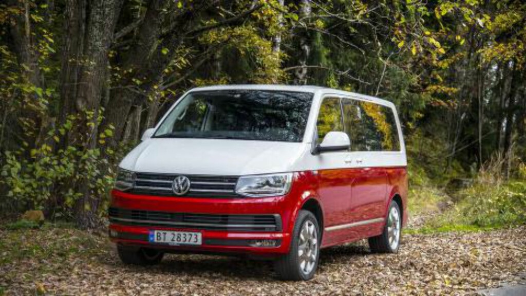 CLASSY: De stramme linjene funker som snekkerbil i hvitt eller V.I.P-transport i sort. Denne bilen har cromepakke fra Highline. Foto: JAMIESON POTHECARY CLASSY: De stramme linjene funker som snekkerbil i hvitt eller V.I.P-transport i sort. Denne bilen har cromepakke fra Highline. Foto: JAMIESON POTHECARY