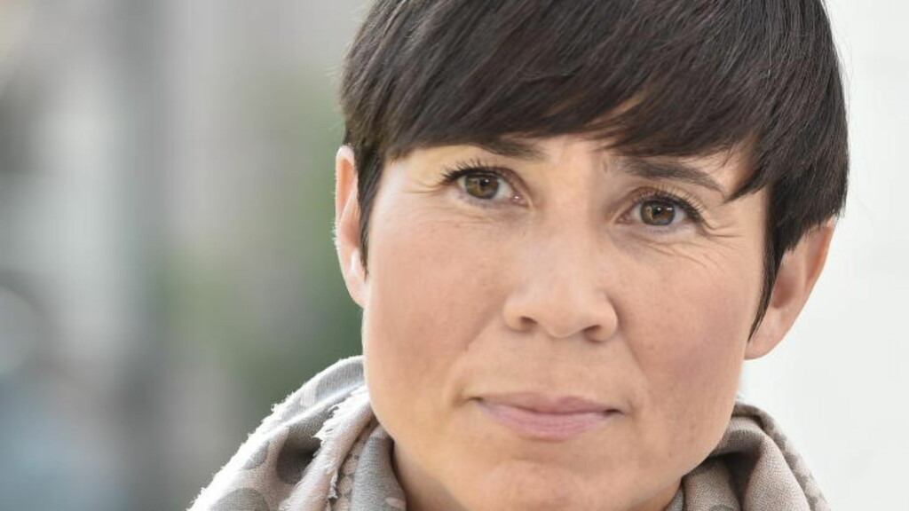 BER ØKOKRIM OM HJELP: Forsvarsminister Ine Eriksen Søreide ber nå Økokrim om å etterforske jagerflysalget, som ble sluttført så sent som i januar i år. Foto: Hans A. Vedlog / Dagbladet BER ØKOKRIM OM HJELP: Forsvarsminister Ine Eriksen Søreide ber nå Økokrim om å etterforske jagerflysalget, som ble sluttført så sent som i januar i år. Foto: Hans A. Vedlog / Dagbladet