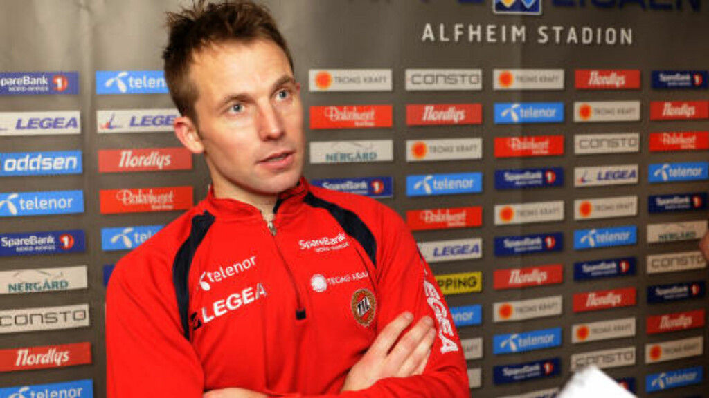 KLUSS: Morten Moldskred hadde forsvunnet fra dommerkortet da han skulle byttes inn mot Sarpsborg 08. Foto: Rune Stoltz Bertinussen / NTB scanpix KLUSS: Morten Moldskred hadde forsvunnet fra dommerkortet da han skulle byttes inn mot Sarpsborg 08. Foto: Rune Stoltz Bertinussen / NTB scanpix