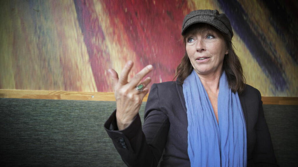 BILFRIE SØNDAGER: Anita Skorgan mener politikerne foreslår for slappe miljøtiltak, og foreslår bilfrie søndager. Foto: BJØRN LANGSEM BILFRIE SØNDAGER: Anita Skorgan mener politikerne foreslår for slappe miljøtiltak, og foreslår bilfrie søndager. Foto: BJØRN LANGSEM