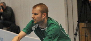 Innebandy-spiller døde etter å ha ligget i koma i åtte dager Innebandy-spiller døde etter å ha ligget i koma i åtte dager