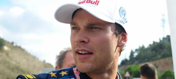 Mikkelsen hastesendt til sykehus for sjekk Mikkelsen hastesendt til sykehus for sjekk