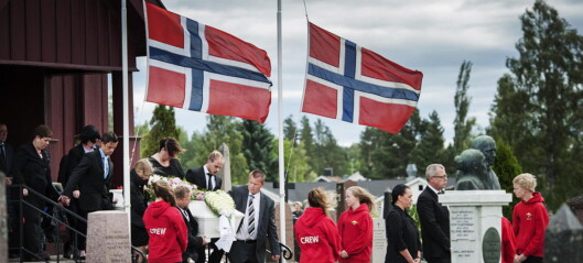 16 år gamle Charlotte bisatt etter elgpåkjørselen på Elverum 16 år gamle Charlotte bisatt etter elgpåkjørselen på Elverum