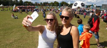 Smiiiil, det er sommer på fotballfesten Smiiiil, det er sommer på fotballfesten