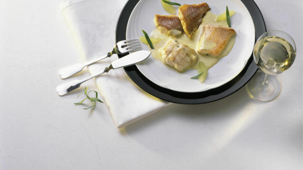 INNERTIER TIL FISK: Aromaene i viner fra Meursault gjør at de passer perfekt til fisk med smørbaserte sauser. Foto: NTB Scanpix INNERTIER TIL FISK: Aromaene i viner fra Meursault gjør at de passer perfekt til fisk med smørbaserte sauser. Foto: NTB Scanpix