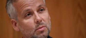 Ari Behn med ny politisk bok: - Det er en skam at vi ikke tar inn flere flyktninger Ari Behn med ny politisk bok: - Det er en skam at vi ikke tar inn flere flyktninger