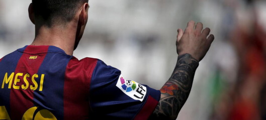 Messi viste fram ny tatovering: - Vent litt. Hvordan skjedde dette? Messi viste fram ny tatovering: - Vent litt. Hvordan skjedde dette?
