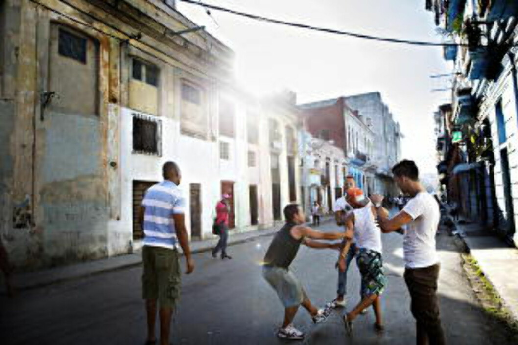 <strong>CENTRO HABANA:</strong> Ta en rundtur langs Malecón og tilbake gjennom sentrale Havanna. Foto: NINA HANSEN <strong>CENTRO HABANA:</strong> Ta en rundtur langs Malecón og tilbake gjennom sentrale Havanna. Foto: NINA HANSEN