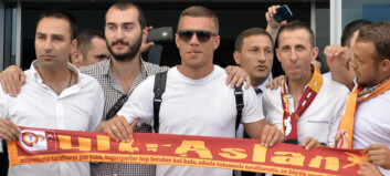Podolski presentert for Galatasaray-fansen Podolski presentert for Galatasaray-fansen