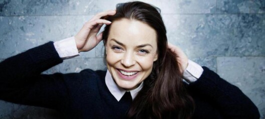 I «Bu betre» på Det Norske Teatret gjør Agnes Kittelsen (34) narr av all oppussingen vi nordmenn driver med I «Bu betre» på Det Norske Teatret gjør Agnes Kittelsen (34) narr av all oppussingen vi nordmenn driver med