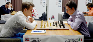Carlsen imponerte i seier mot verdenstoeren Carlsen imponerte i seier mot verdenstoeren