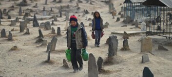 Rekordmange sivile drept i Afghanistan i fjor. Antall ofre som var barn, økte med 33 prosent Rekordmange sivile drept i Afghanistan i fjor. Antall ofre som var barn, økte med 33 prosent