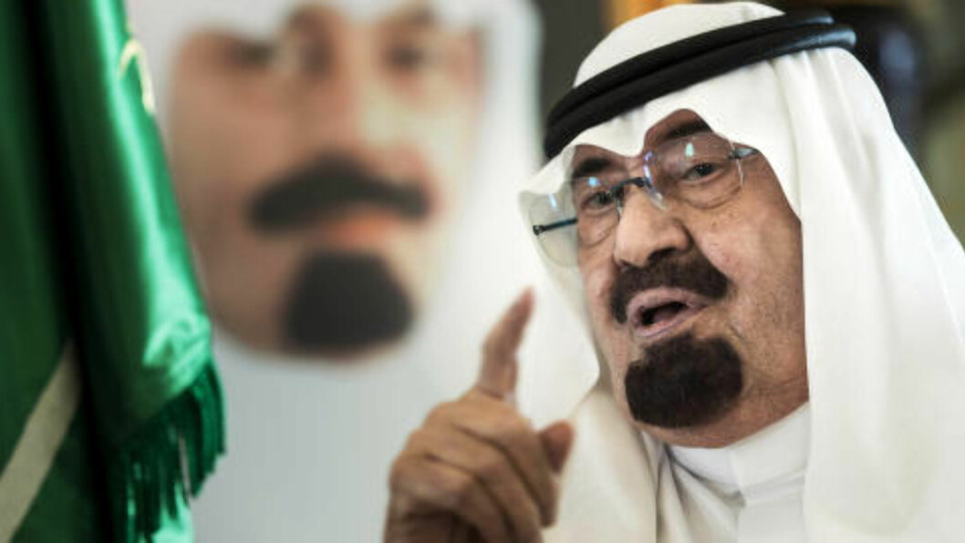 <strong>VERDENS MEKTIGSTE:</strong> Oljemonarkiet Saudi-Arabia er verdens største eksportør av olje og vil ikke gå med på en senking av markedsandelen mot høyere oljepriser. Kong Adbullah (bildet) ligger nå på sykehuset, men fredag ble det meldt at tilstanden hans er stabil. Foto: Brendan Smialowski / AP Photo / NTB Scanpix <strong>VERDENS MEKTIGSTE:</strong> Oljemonarkiet Saudi-Arabia er verdens største eksportør av olje og vil ikke gå med på en senking av markedsandelen mot høyere oljepriser. Kong Adbullah (bildet) ligger nå på sykehuset, men fredag ble det meldt at tilstanden hans er stabil. Foto: Brendan Smialowski / AP Photo / NTB Scanpix