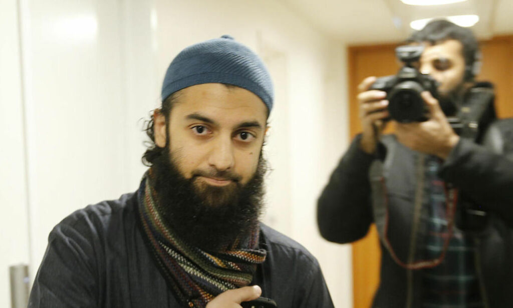 image: Ulrik Imtiaz Rolfsen lager film om Profetens Ummah