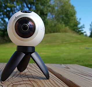 Samsung Gear 360 Samsung Gear 360