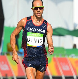 LEDET: Yohann Diniz ledet stort, men kollapset totalt i Rio-løypa. Foto: Jewel Samad / AFP / NTB Scanpix LEDET: Yohann Diniz ledet stort, men kollapset totalt i Rio-løypa. Foto: Jewel Samad / AFP / NTB Scanpix 
