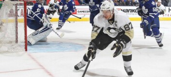 Hockeystjerna Crosby herjer i serien Hockeystjerna Crosby herjer i serien