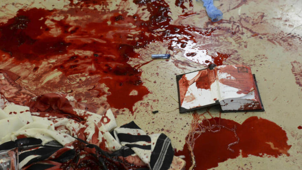 <strong>BLODIGE BILDER:</strong> Israel sender nå ut andre og langt blodigere bilder fra terrorangrep enn tidligere. Målet er å få internasjonal støtte. Foto: Kobi Gideon/Ap/Scanpix <strong>BLODIGE BILDER:</strong> Israel sender nå ut andre og langt blodigere bilder fra terrorangrep enn tidligere. Målet er å få internasjonal støtte. Foto: Kobi Gideon/Ap/Scanpix
