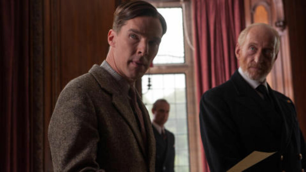 POMPØS: Skuespiller Charles Dance (til høyre) skal ha omtalt rollefiguren sin som en pompøs tulling. Her i en scene fra filmen. Foto: The Weinstein Company/ SF Norge POMPØS: Skuespiller Charles Dance (til høyre) skal ha omtalt rollefiguren sin som en pompøs tulling. Her i en scene fra filmen. Foto: The Weinstein Company/ SF Norge