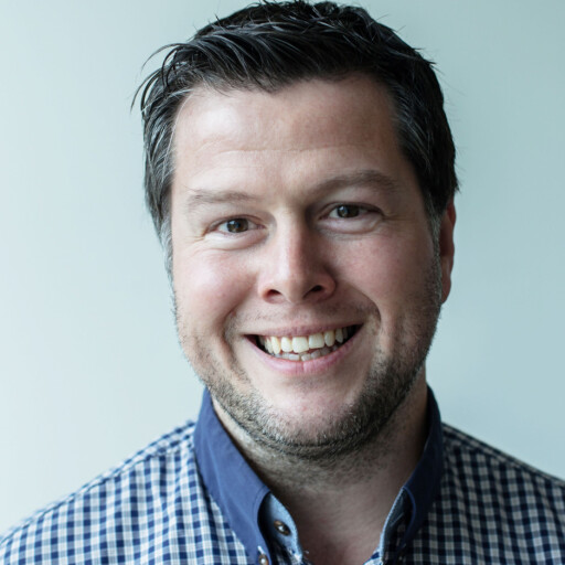 IKKE KONTANTER: Leif-Kjartan Bjørsvik, kommunikasjonssjef i Skandiabanken, anbefaler deg ikke å ta imot kontanter som betaling for bruktbil. IKKE KONTANTER: Leif-Kjartan Bjørsvik, kommunikasjonssjef i Skandiabanken, anbefaler deg ikke å ta imot kontanter som betaling for bruktbil.
