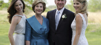 - Laura Bush er en rastafari. Vi elsker å danse rundt i stua - Laura Bush er en rastafari. Vi elsker å danse rundt i stua