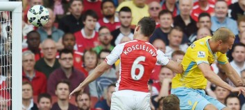 Hangeland sjokkerte Arsenal på Emirates Hangeland sjokkerte Arsenal på Emirates