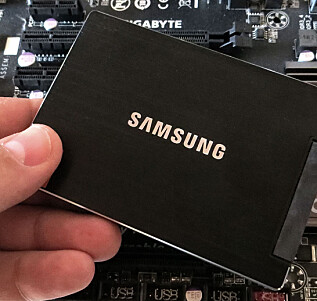 Forventer mye rimeligere SSD-er Forventer mye rimeligere SSD-er