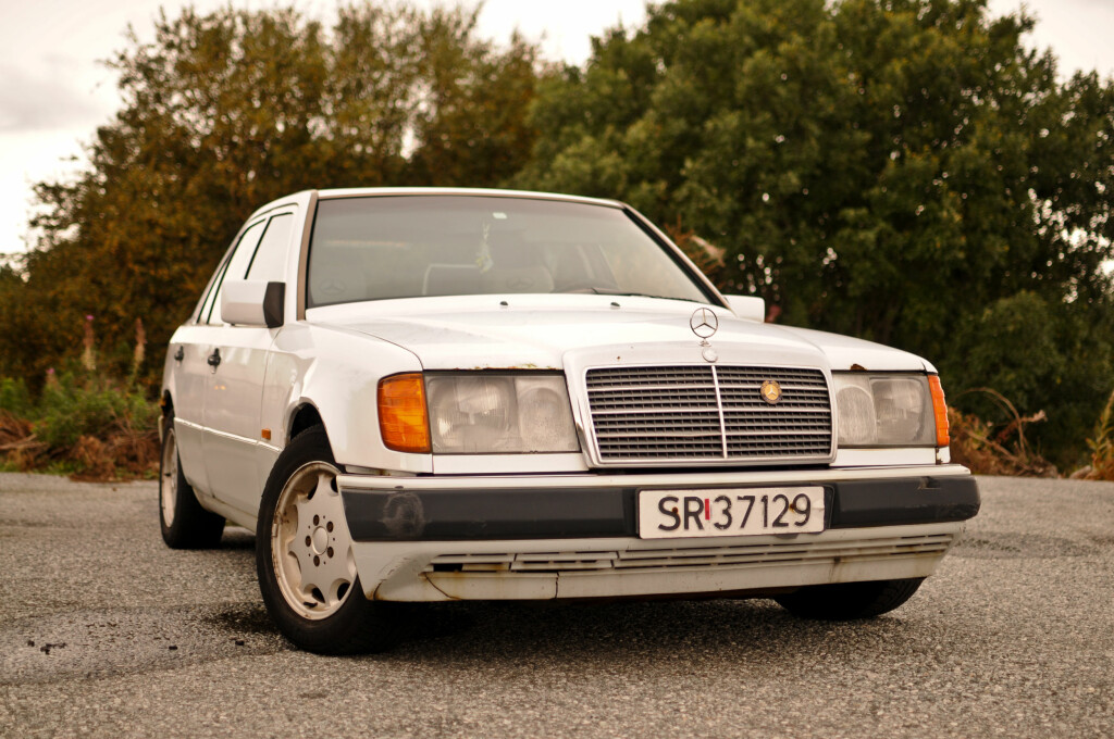 UNIKT: Det er ikke mange biler i Norge som kan måle seg med distansen denne Mercedesen har tilbakelagt. Foto: KAJ ALVER UNIKT: Det er ikke mange biler i Norge som kan måle seg med distansen denne Mercedesen har tilbakelagt. Foto: KAJ ALVER