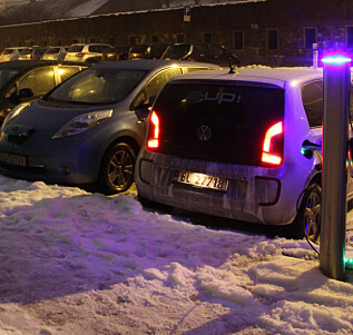 Snart slutt på gratis elbil-parkering Snart slutt på gratis elbil-parkering