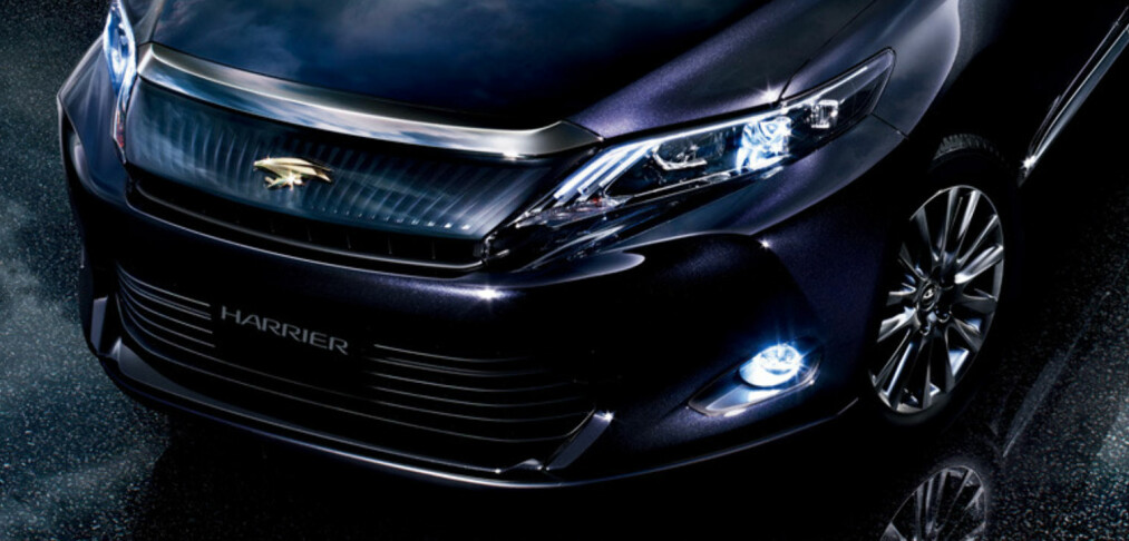 Toyota Harrier med et hint av Lexus Toyota Harrier med et hint av Lexus