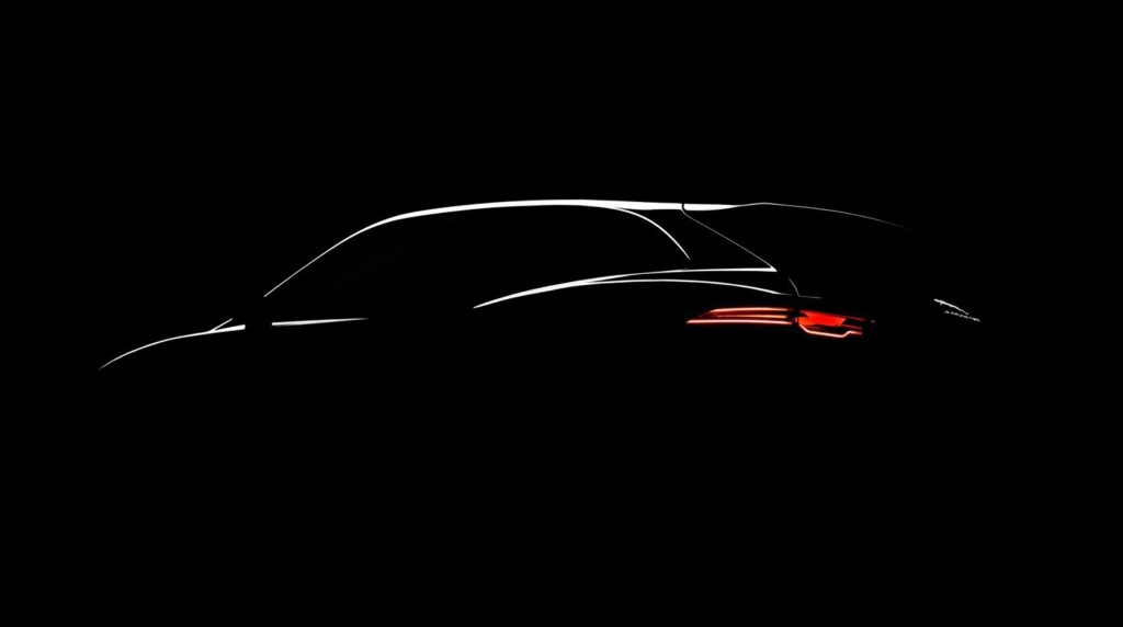 "TEASEREN": Ikke mye å lese ut av dette bildet annet enn en generell idé om fasongen på den kommende Jaguar-crossoveren. Men nå har vi altså et godt inntrykk av fronten... Foto: Jaguar "TEASEREN": Ikke mye å lese ut av dette bildet annet enn en generell idé om fasongen på den kommende Jaguar-crossoveren. Men nå har vi altså et godt inntrykk av fronten... Foto: Jaguar