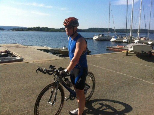 DETALJER: Frode kjører 32 km. til og fra jobb hver dag. Da er riktig tilbehør viktig. Foto: Privat DETALJER: Frode kjører 32 km. til og fra jobb hver dag. Da er riktig tilbehør viktig. Foto: Privat