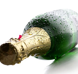 Hold champagnen unna dagslys Hold champagnen unna dagslys