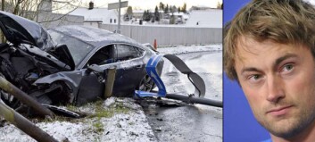 - Først satt sjåføren i bilen. Da vi kom bort hadde han forsvunnet - Først satt sjåføren i bilen. Da vi kom bort hadde han forsvunnet