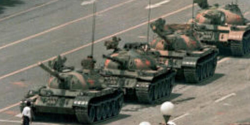 image: - Da soldatene angrep, drepte de den kommunistiske ideologien i Kina