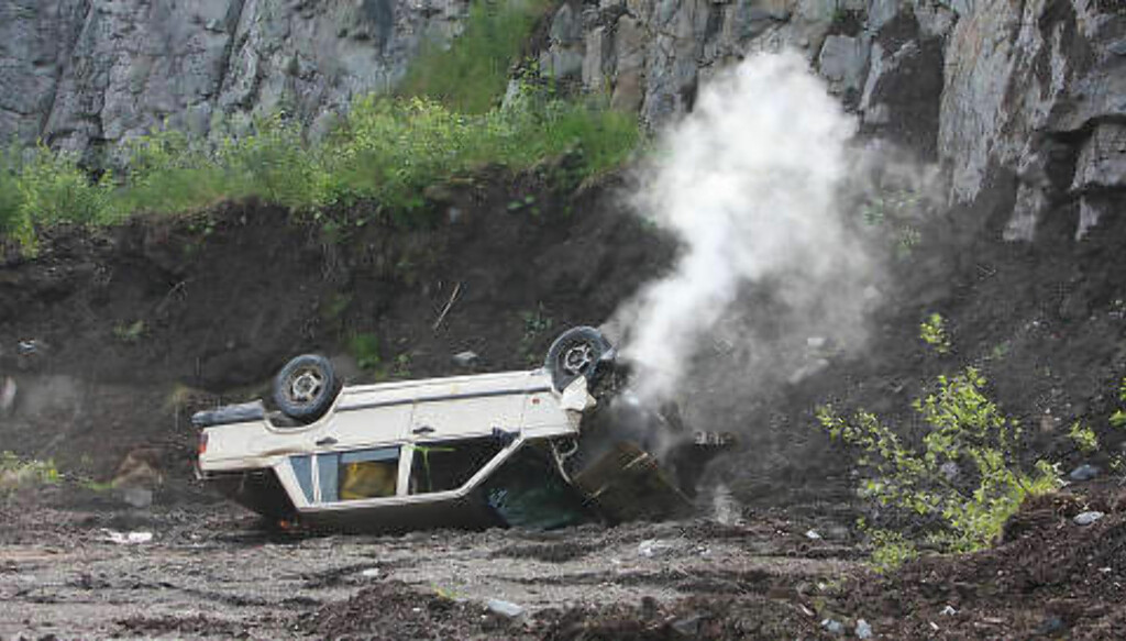 HELL I UHELL: Vraker du bilen din, kan det være godt å ha opparbeidet høy bonus, såfremt du har full kasko. Foto: AUTOFIL HELL I UHELL: Vraker du bilen din, kan det være godt å ha opparbeidet høy bonus, såfremt du har full kasko. Foto: AUTOFIL