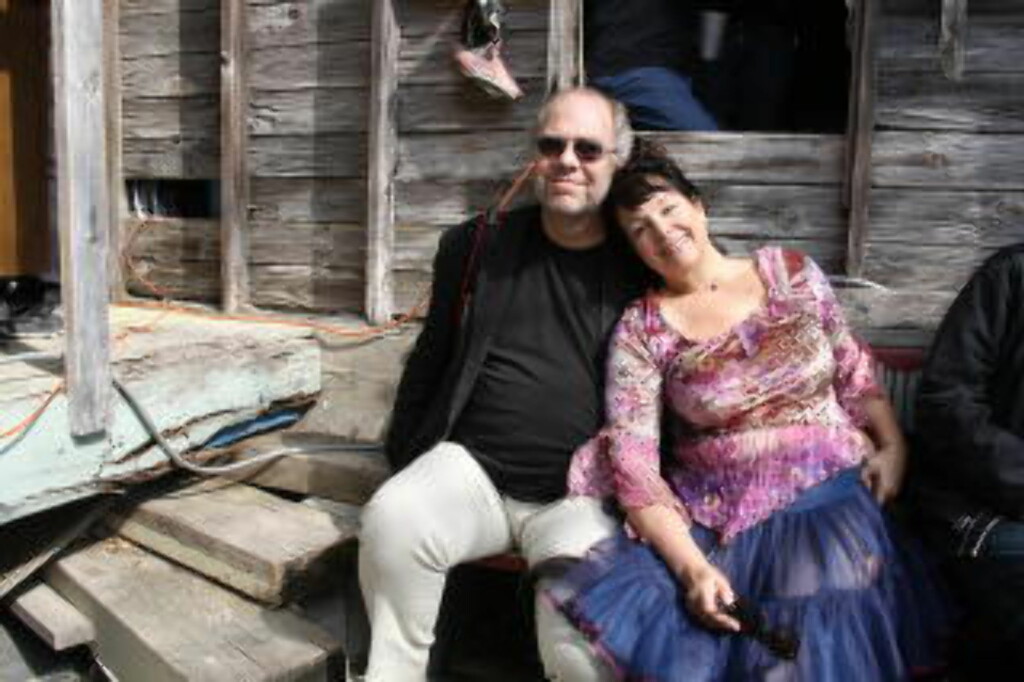 NORSK HJELP: I 13 år har Per Ole Hagen booket norske artister til Leeann Athertons Full Moon Barn Dance denne søndagen i mars. Foto: Øyvind Rønning / Dagbladet NORSK HJELP: I 13 år har Per Ole Hagen booket norske artister til Leeann Athertons Full Moon Barn Dance denne søndagen i mars. Foto: Øyvind Rønning / Dagbladet