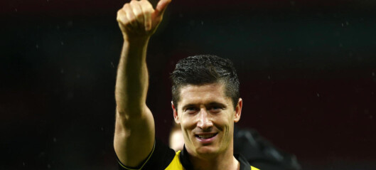 Lewandowski frykter illsinte Dortmund-fans. Vurderer å ansette livvakter Lewandowski frykter illsinte Dortmund-fans. Vurderer å ansette livvakter
