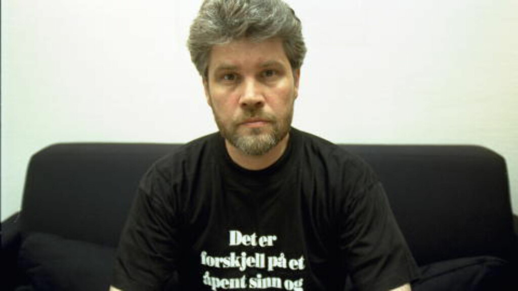 PARANORMALT: Terje Emberland er styremedlem i foreningen Skepsis og redaktør av bladet ved samme navn. Foreningen elsker å avsløre påstått paranormale fenomener. PARANORMALT: Terje Emberland er styremedlem i foreningen Skepsis og redaktør av bladet ved samme navn. Foreningen elsker å avsløre påstått paranormale fenomener.