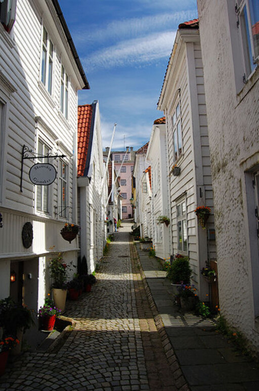 Fra et av smauene i Sandviken. Foto: Petr ¦merkl Fra et av smauene i Sandviken. Foto: Petr ¦merkl