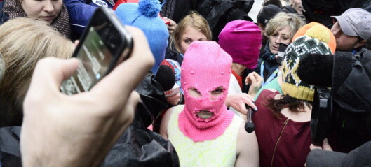 Løslatt Pussy Riot-medlem til Dagbladet: - Vi gjør det i protest mot Putins korrupte leker Løslatt Pussy Riot-medlem til Dagbladet: - Vi gjør det i protest mot Putins korrupte leker