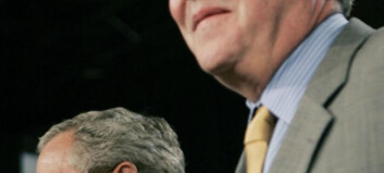 George W. Bush mener broren bør bli president George W. Bush mener broren bør bli president