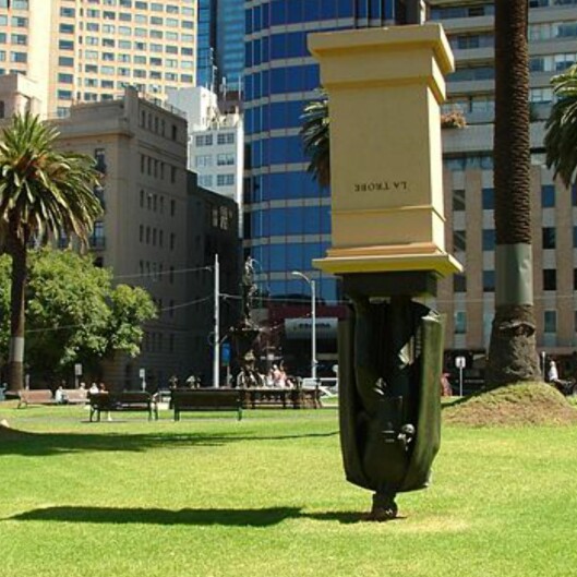 Charles La Trobe-statue i Melbourne. Foto: Wikipedia Charles La Trobe-statue i Melbourne. Foto: Wikipedia