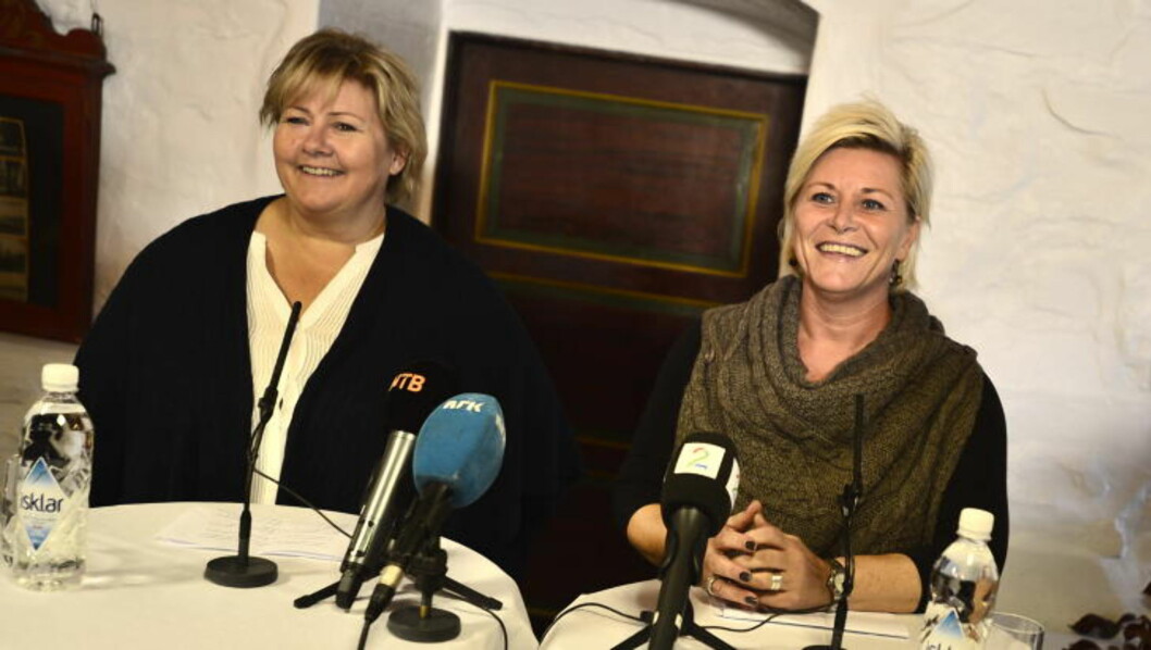 VIL FJERNE FORBUDET: Høyre-leder Erna Solberg og Frp-leder Siv Jensen sier de vil fjerne forbudet mot proffboksing i Norge. Foto: Thomas Rasmus Skaug VIL FJERNE FORBUDET: Høyre-leder Erna Solberg og Frp-leder Siv Jensen sier de vil fjerne forbudet mot proffboksing i Norge. Foto: Thomas Rasmus Skaug