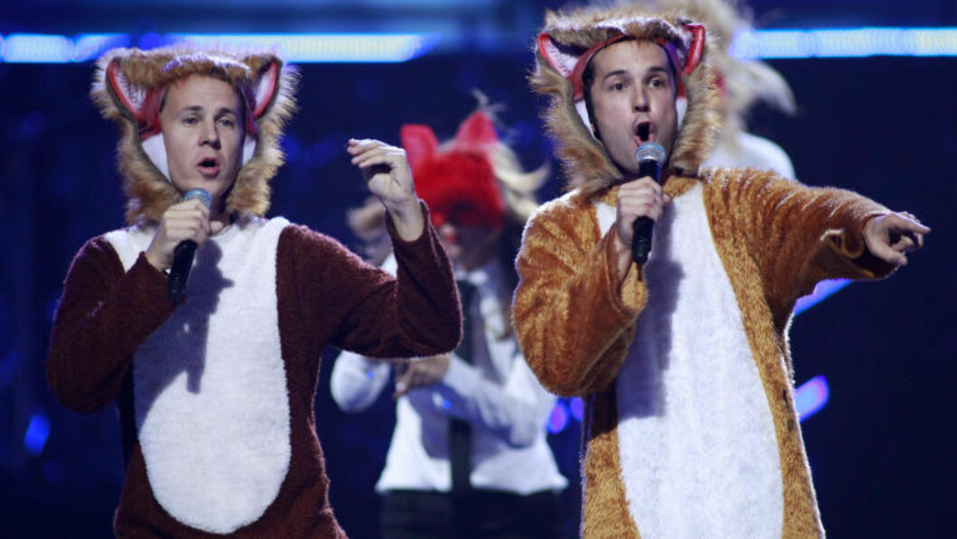 KLATRER FORTSATT: Ylvis' «The Fox» er nå USAs sjette mest populære låt. Her er brødreparet på iHeartRadio Music Festival i Las Vegas,for to uker siden. Foto: SCANPIX/REUTERS KLATRER FORTSATT: Ylvis' «The Fox» er nå USAs sjette mest populære låt. Her er brødreparet på iHeartRadio Music Festival i Las Vegas,for to uker siden. Foto: SCANPIX/REUTERS