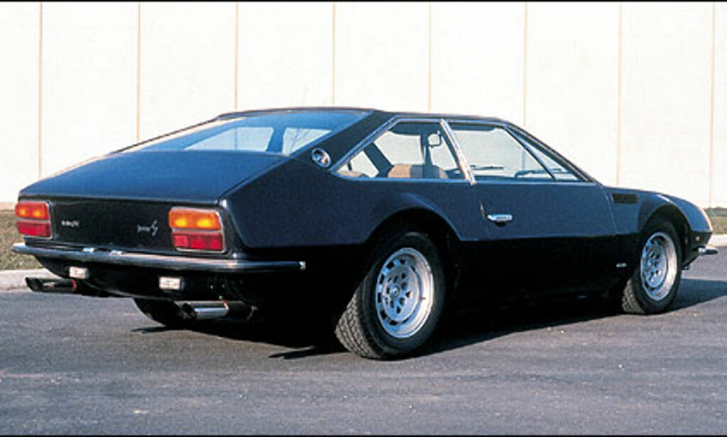 Jarama hadde en fireliters V12. Jarama hadde en fireliters V12.