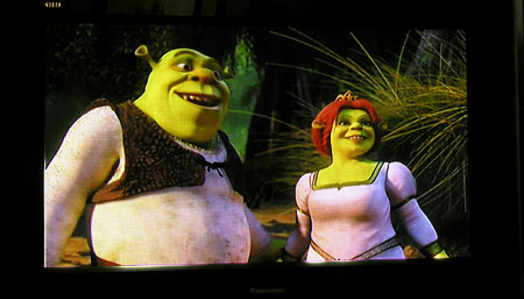 DivX-formatet klarer seg faktisk bra på en 37" plasma, dersom bitraten er høy nok. Her spiller Packard Bell DVD-DVX350 Shrek II på vår plasma-TV fra Panasonic. I denne kvaliteten kan du få rundt fire totimers spillefilmer på én DVD-plate (4,35 GB). DivX-formatet klarer seg faktisk bra på en 37" plasma, dersom bitraten er høy nok. Her spiller Packard Bell DVD-DVX350 Shrek II på vår plasma-TV fra Panasonic. I denne kvaliteten kan du få rundt fire totimers spillefilmer på én DVD-plate (4,35 GB).