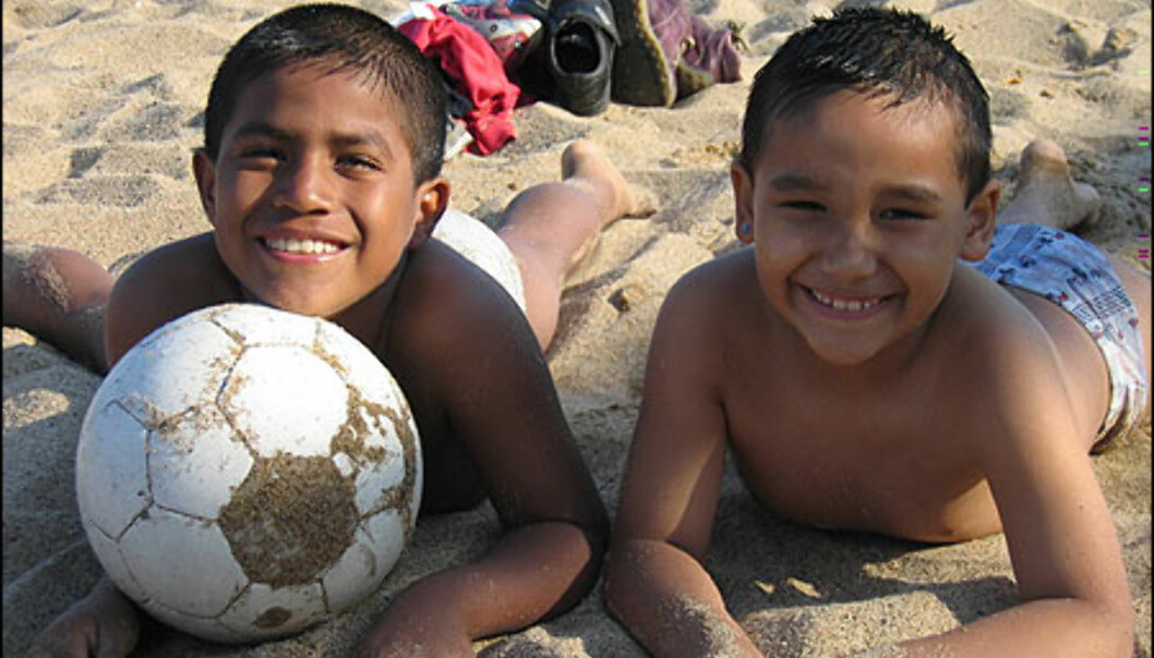 Disse småguttene fra Ecuador vil spille på FC Barca.<br />
<br />
<i>Foto: Inga Holst</i> Foto: Inga Holst Disse småguttene fra Ecuador vil spille på FC Barca.<br />
<br />
<i>Foto: Inga Holst</i> Foto: Inga Holst